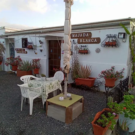 Ferienwohnung Majada Blanca Antigua  Exterior foto